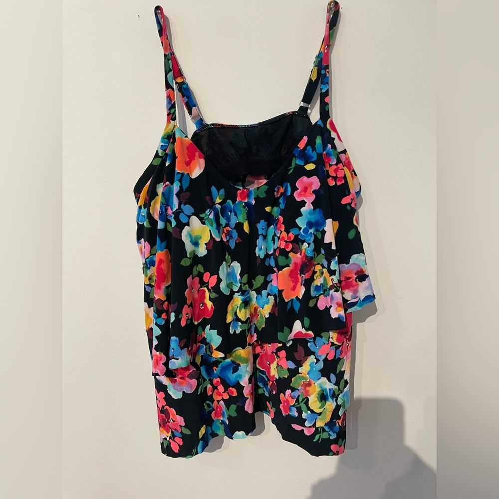 Aqua Green Women’s UPF 50 V Neck Angled Tiered Tankini Top Floral 1X NWT